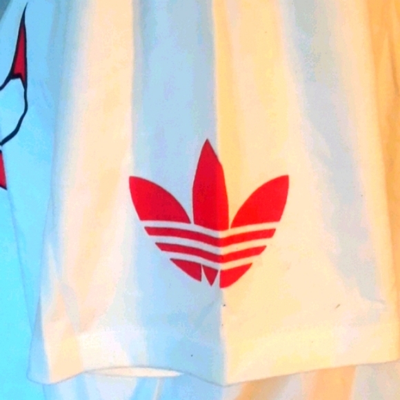 Adidas T-Shirt - Picture 3 of 5
